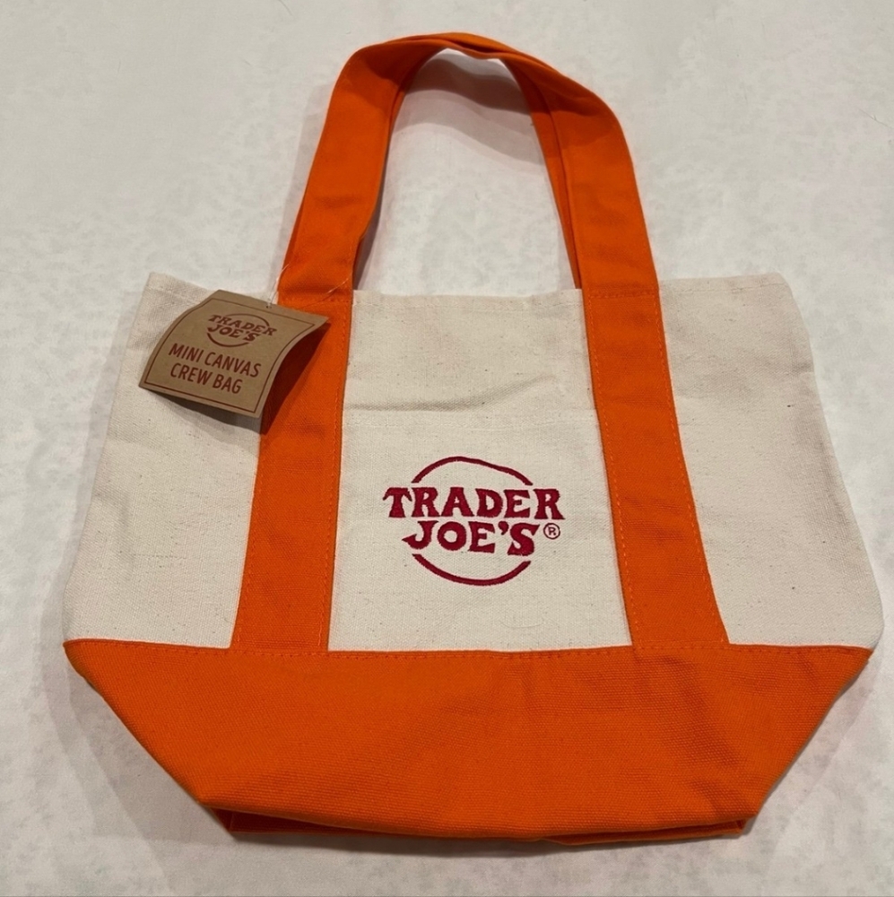 EXTREMELY RARE TRADER JOES MINI TOTE!